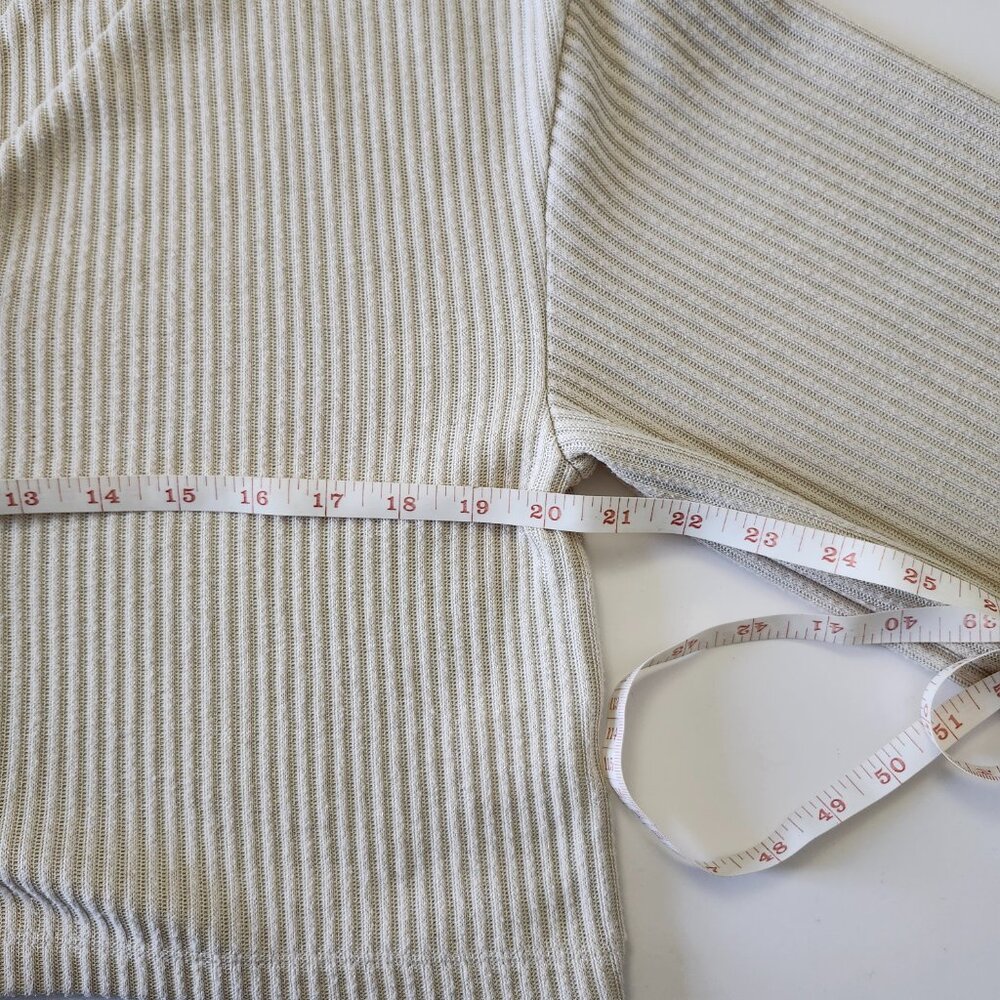 OAK + Fort | Ribbed Cropped Cardigans - Picture 7 of 9